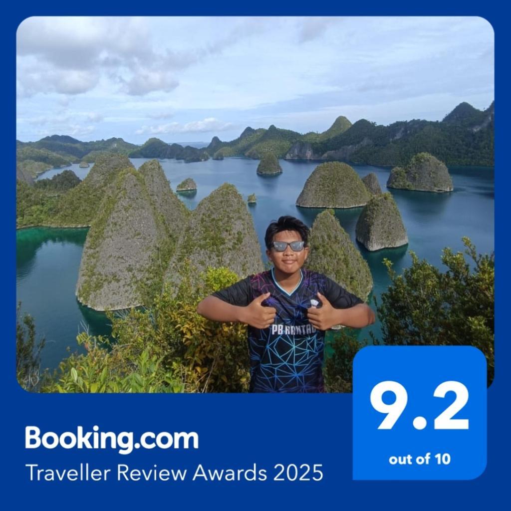 Raja Ampat Sandy Guest House Saonek Exterior photo